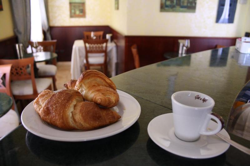 Hotel San Giuseppe - Cityhotel Catanzaro Bagian luar foto