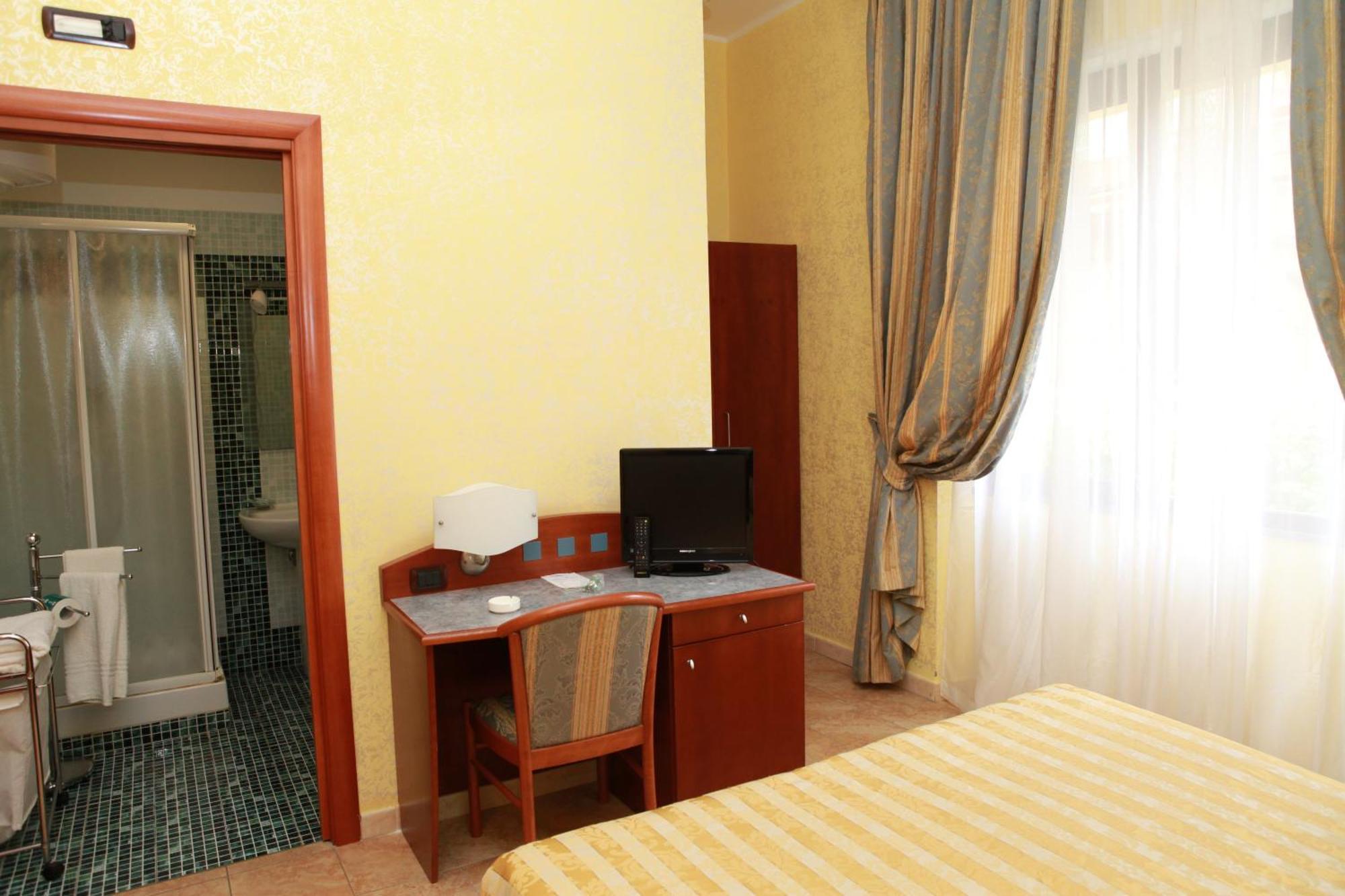 Hotel San Giuseppe - Cityhotel Catanzaro Bagian luar foto