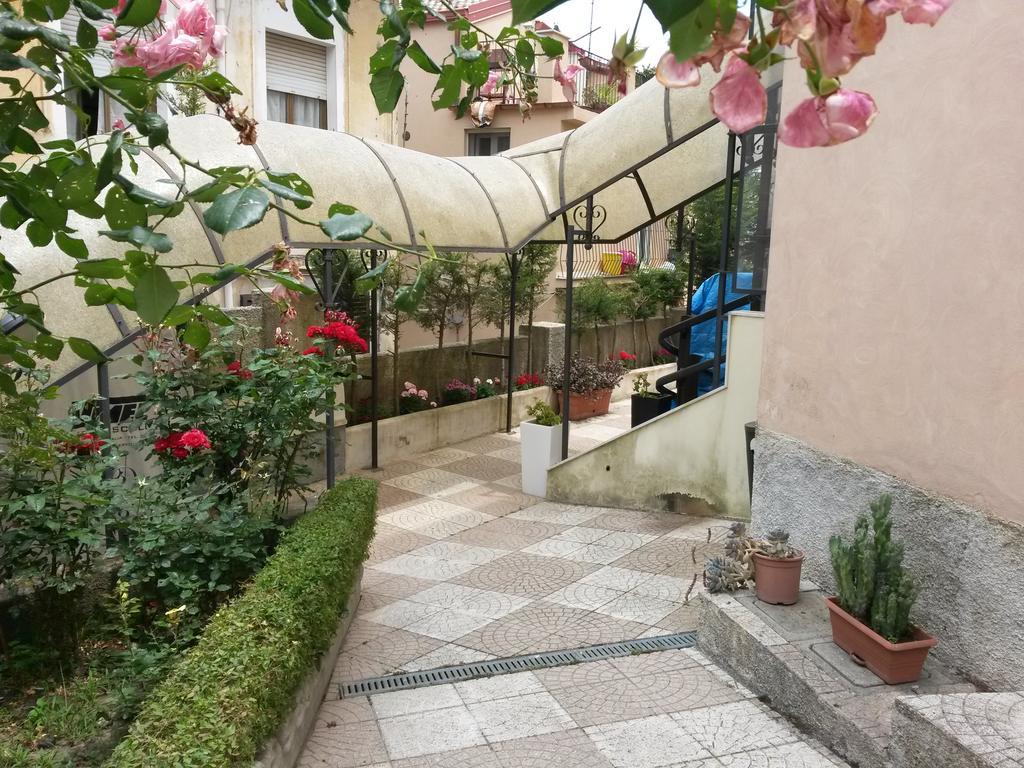 Hotel San Giuseppe - Cityhotel Catanzaro Bagian luar foto